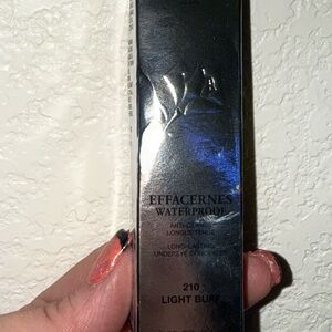 Lancôme Effacernes Waterproof Concealer - Light Buff 210